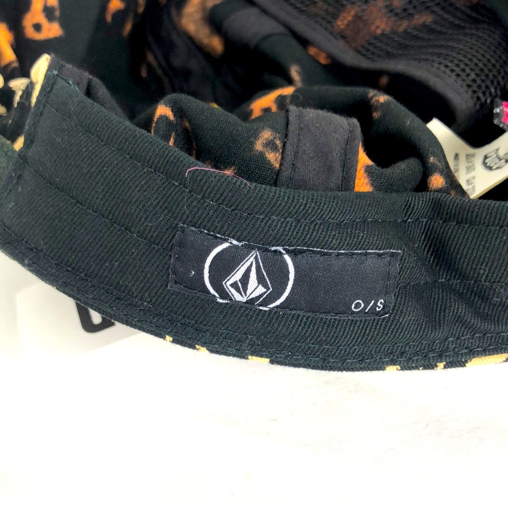 Volcom hat - Picture 7 of 8